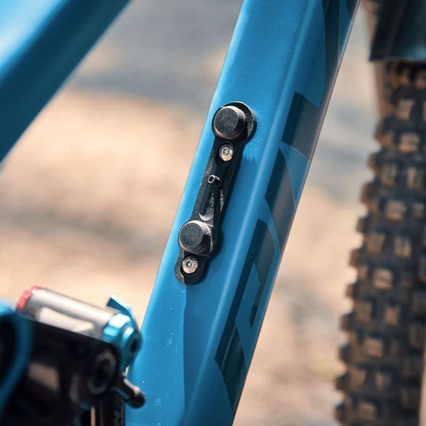 Фляготримач база FIDLOCK TWIST bike base, чорнийФляготримач база FIDLOCK TWIST bike base, чорний фото