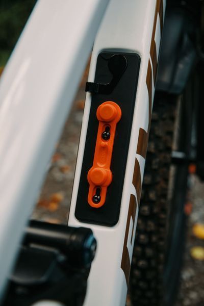 База FIDLOCK TWIST bike base, помаранчевийФляготримач база FIDLOCK TWIST bike base, помаранчевий фото